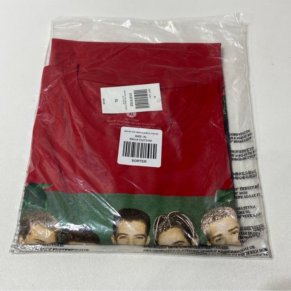 NEW - NSYNC Home For Christmas Album Cover Glitter Boyfriend Fit T-Shirt XL - Picture 2 of 7